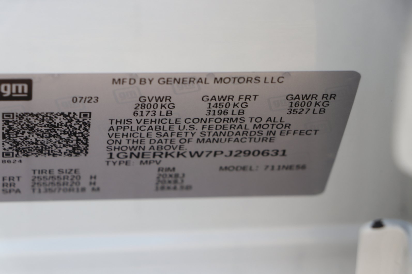 Used 2023 Chevrolet Traverse Premier FWD image 38