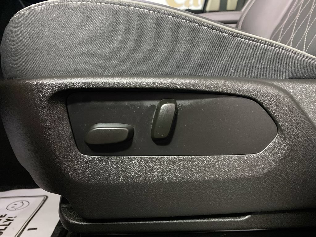 Certified 2023 Buick Envision Avenir FWD image 12
