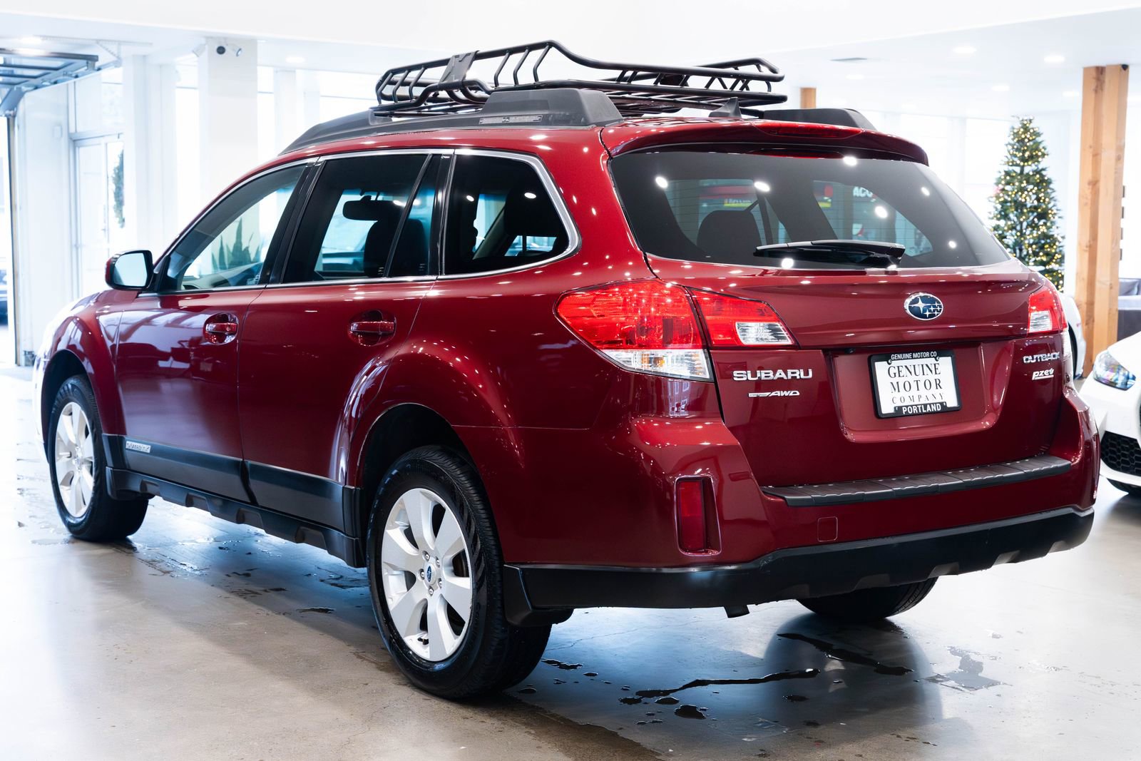 Used 2012 Subaru Outback 2.5i Limited w/ Moonroof Pkg image 6