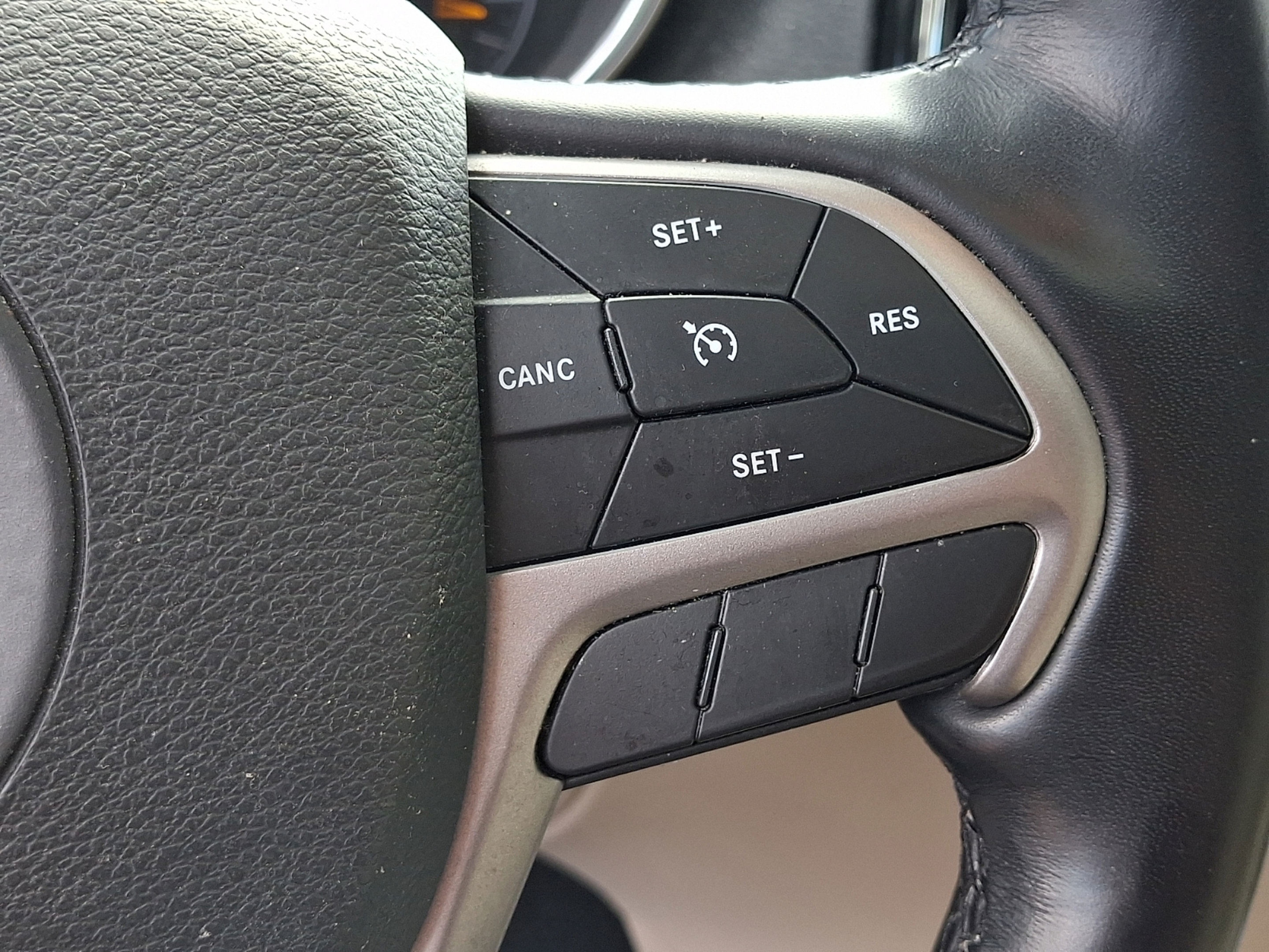Certified 2021 Jeep Grand Cherokee Limited w/ Premium Lighting Group AWD/4WD image 20