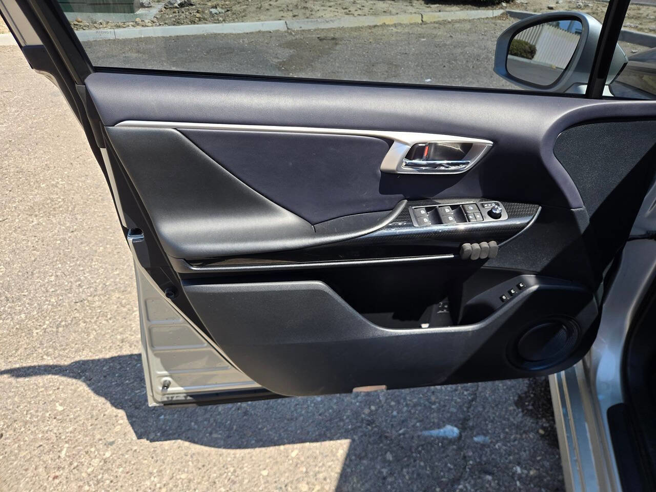 Used 2017 Toyota Mirai image 20