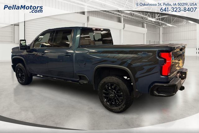 Used 2025 Chevrolet Silverado 2500 LTZ w/ LTZ Plus Package image 5