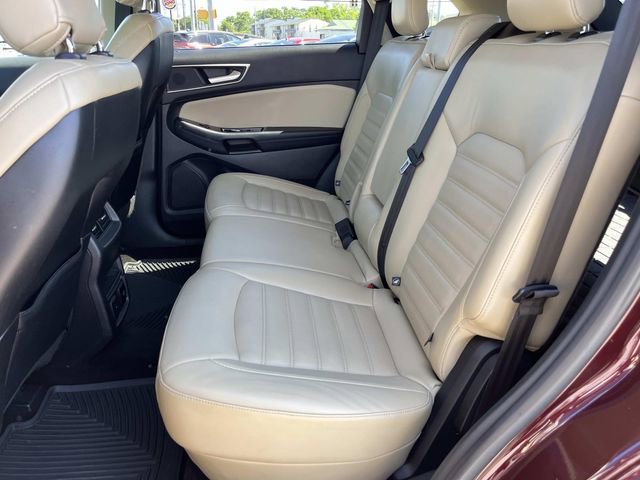 Used 2018 Ford Edge SEL w/ Equipment Group 201A AWD/4WD image 19