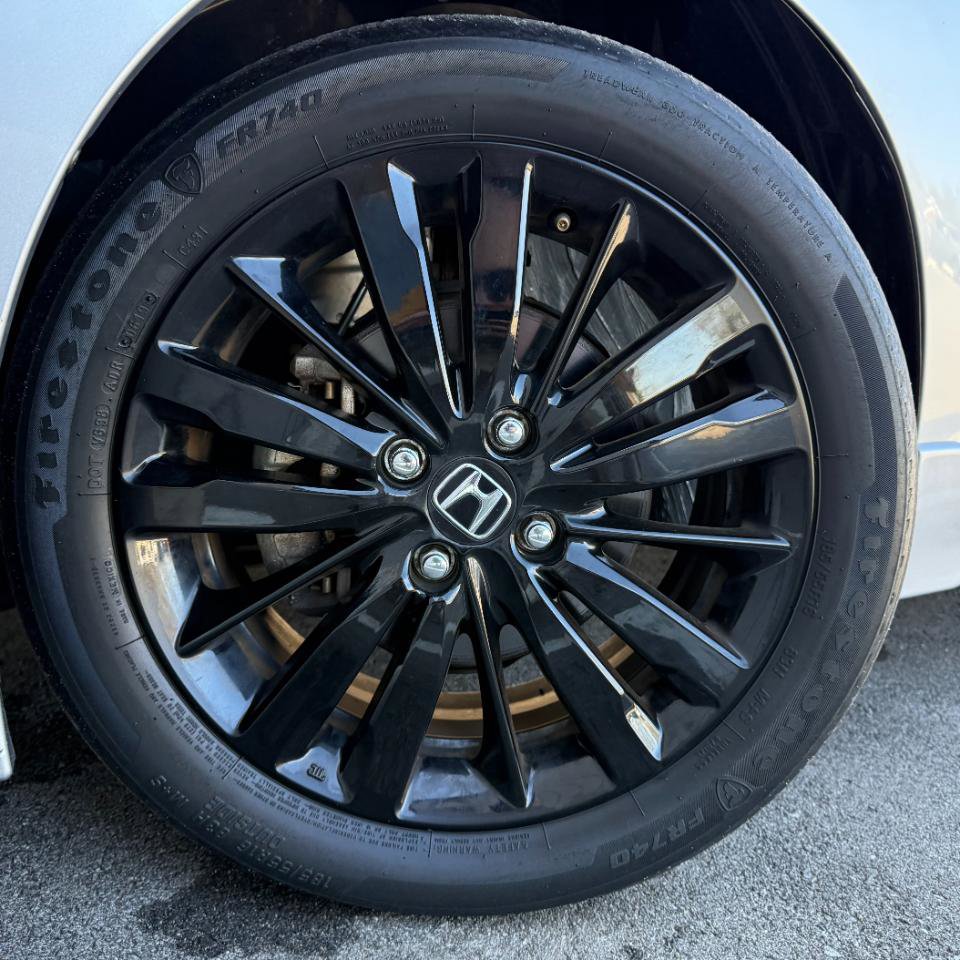 Used 2019 Honda Fit Sport image 20
