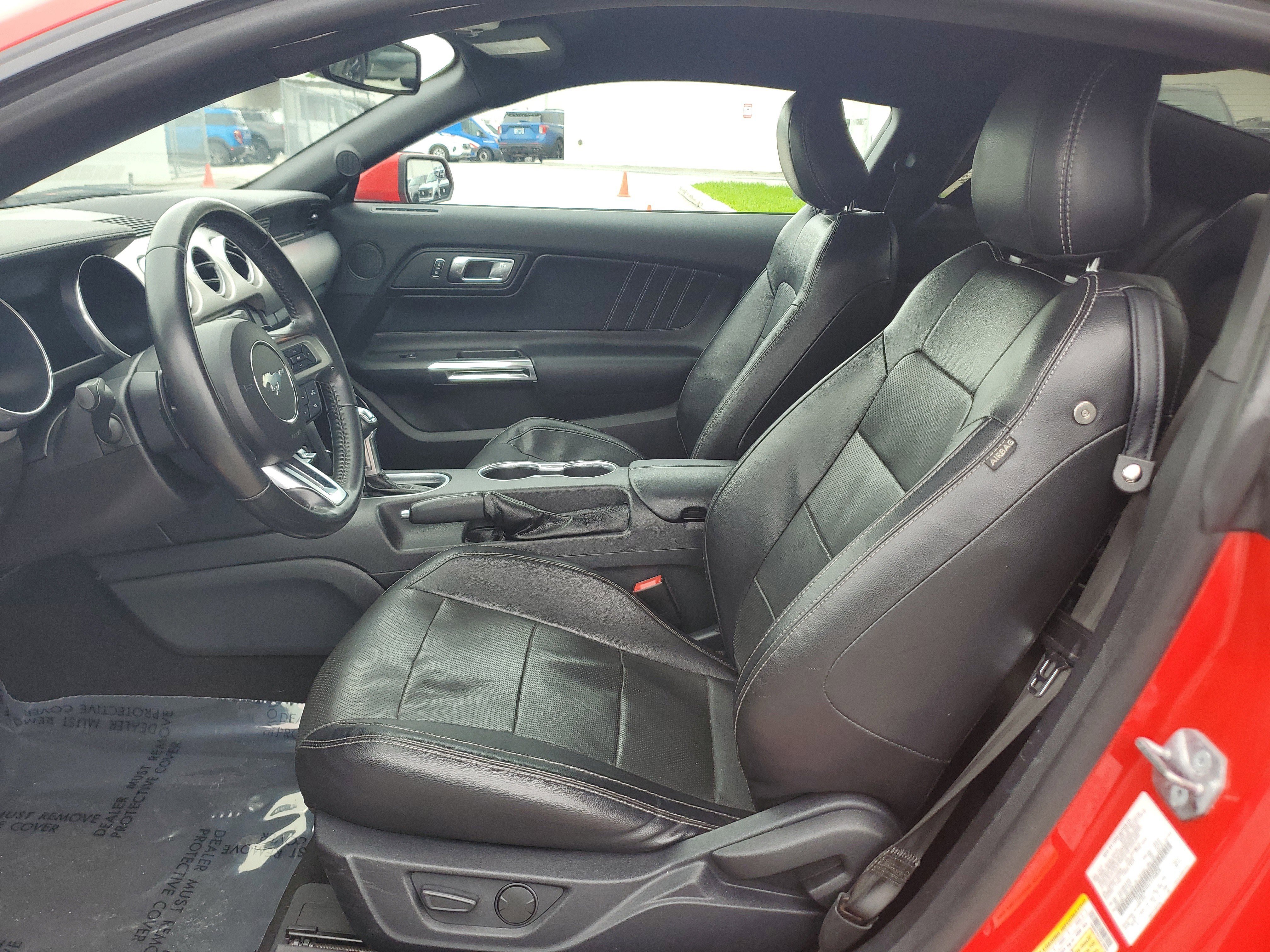 Used 2020 Ford Mustang Premium image 11