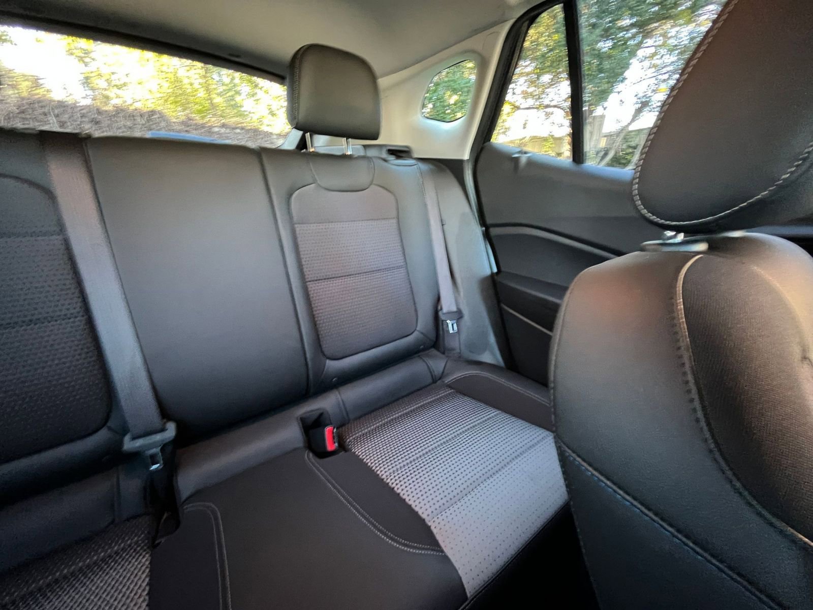 Used 2025 Chevrolet Trax LT image 35