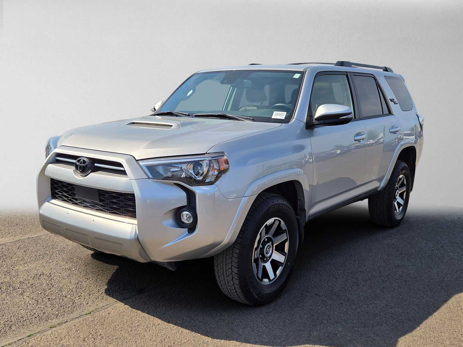 Used 2023 Toyota 4Runner TRD Off-Road Premium w/ Moonroof Package AWD/4WD image 9