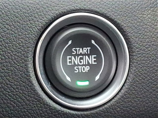 New 2025 GMC Acadia Denali w/ Super Cruise Package image 16