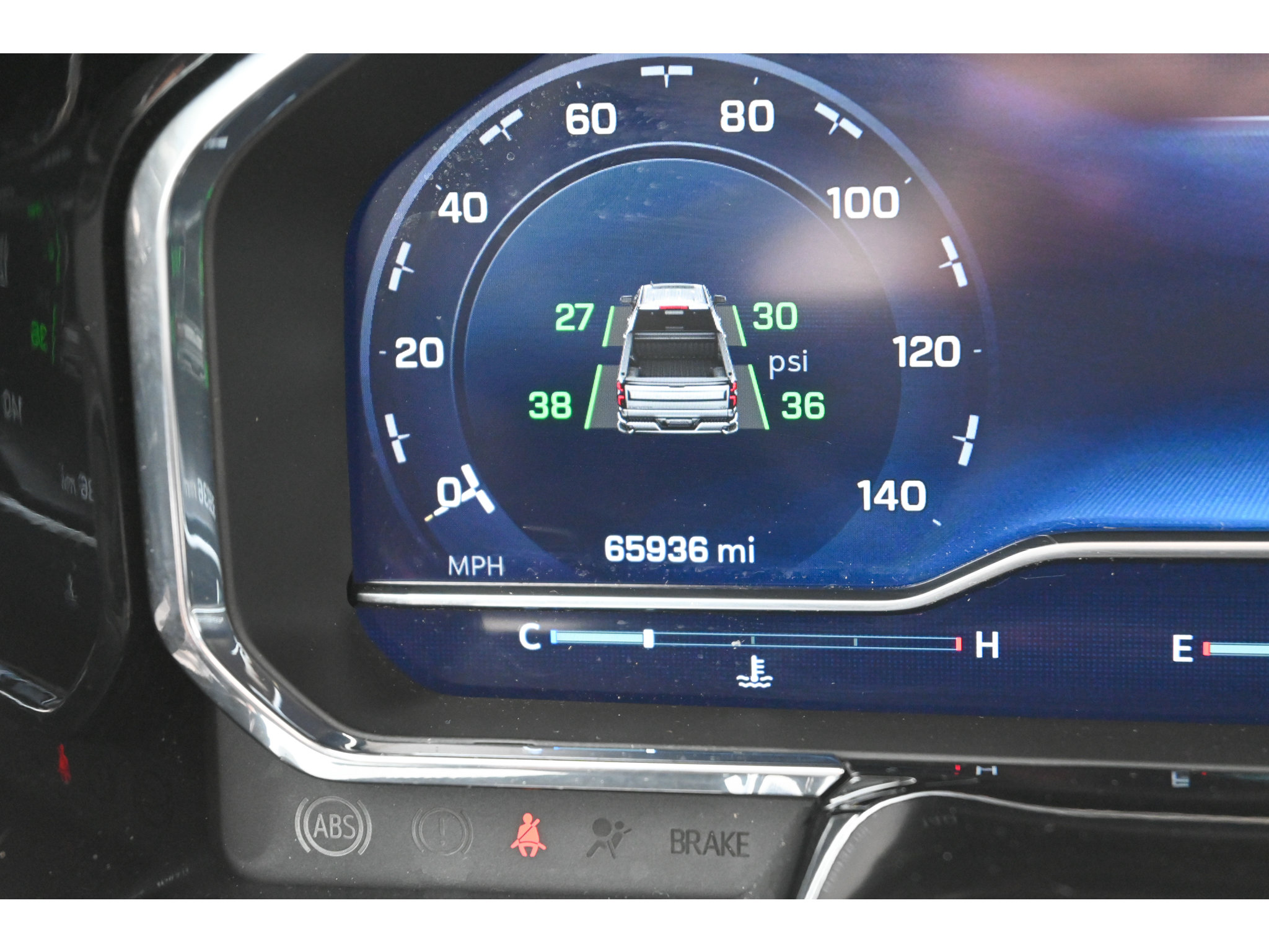 Used 2024 Chevrolet Silverado 1500 LTZ w/ LTZ Premium Package AWD/4WD image 40