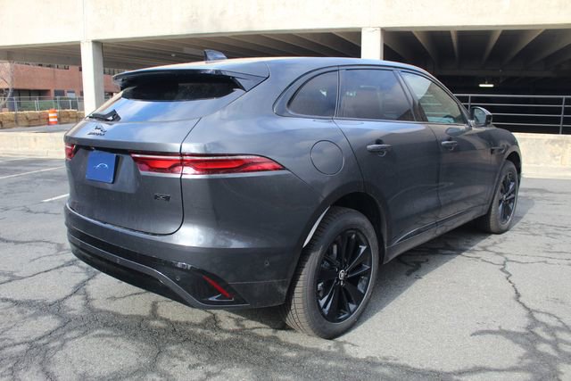 New 2026 Jaguar F-PACE R-Dynamic S image 2