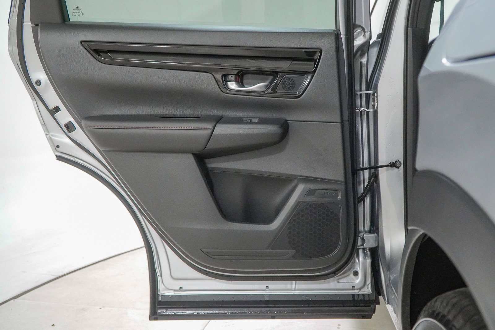 Certified 2025 Honda CR-V Sport Touring image 40