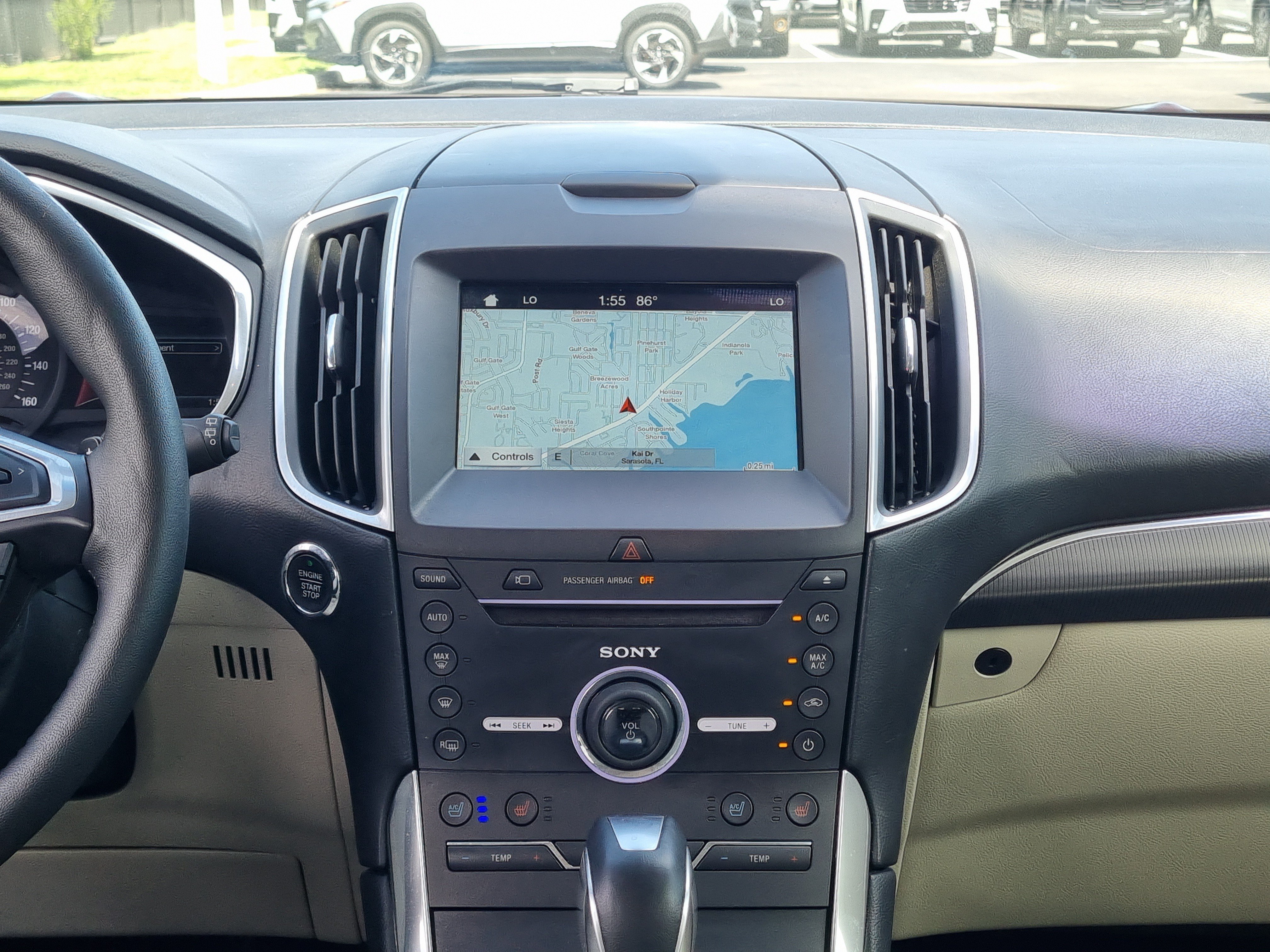 Used 2016 Ford Edge Titanium w/ Equipment Group 302A FWD image 17