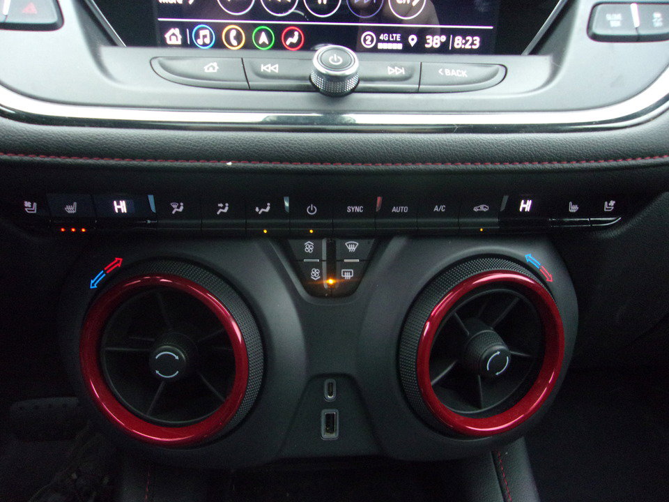 Used 2021 Chevrolet Blazer RS w/ Enhanced Convenience Package image 22