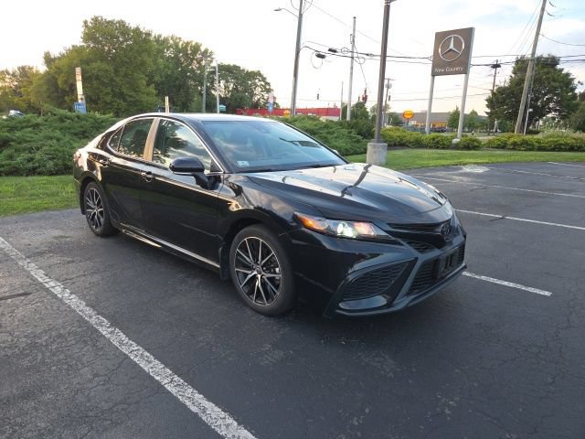 Used 2023 Toyota Camry SE
