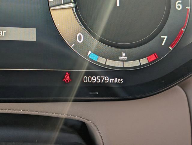 Used 2023 Land Rover Range Rover Sport SE Dynamic image 20