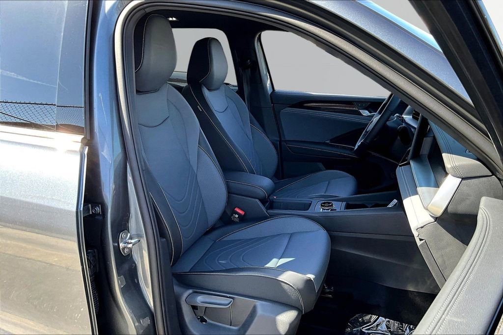 New 2026 Volkswagen Tiguan SE R-Line AWD/4WD image 28