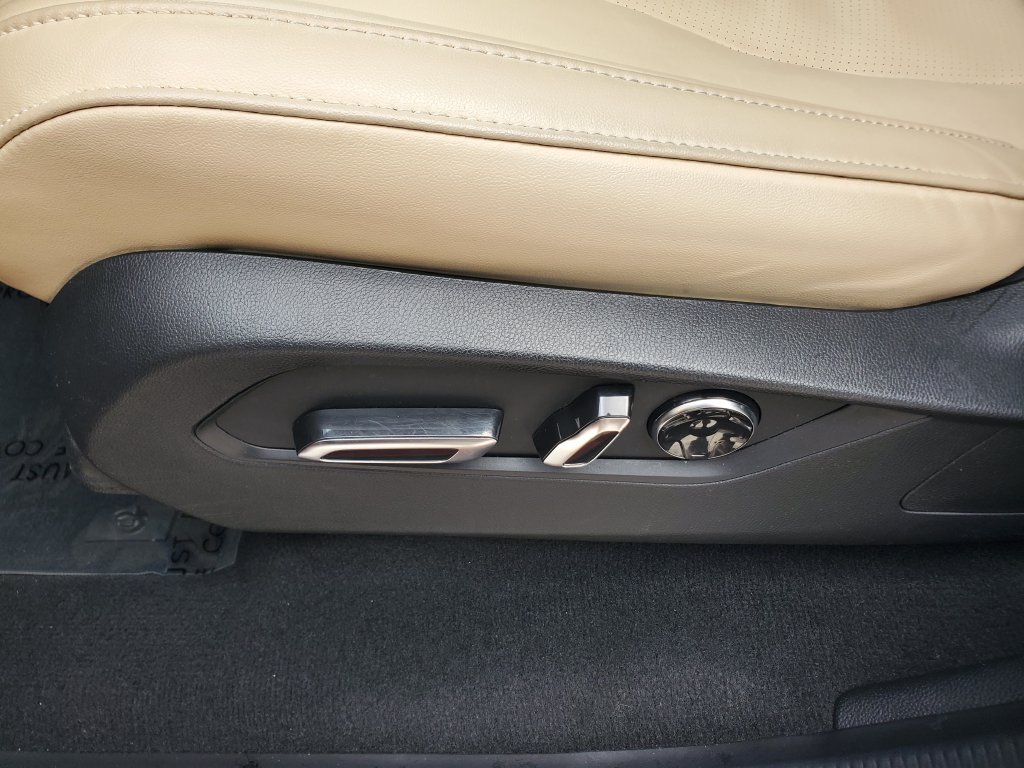 Certified 2025 Acura MDX w/ Technology Package FWD image 20