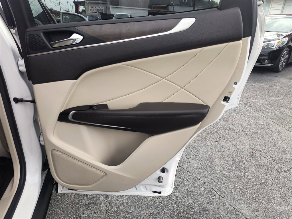 Used 2019 Lincoln MKC Reserve w/ MKC Climate Package image 29