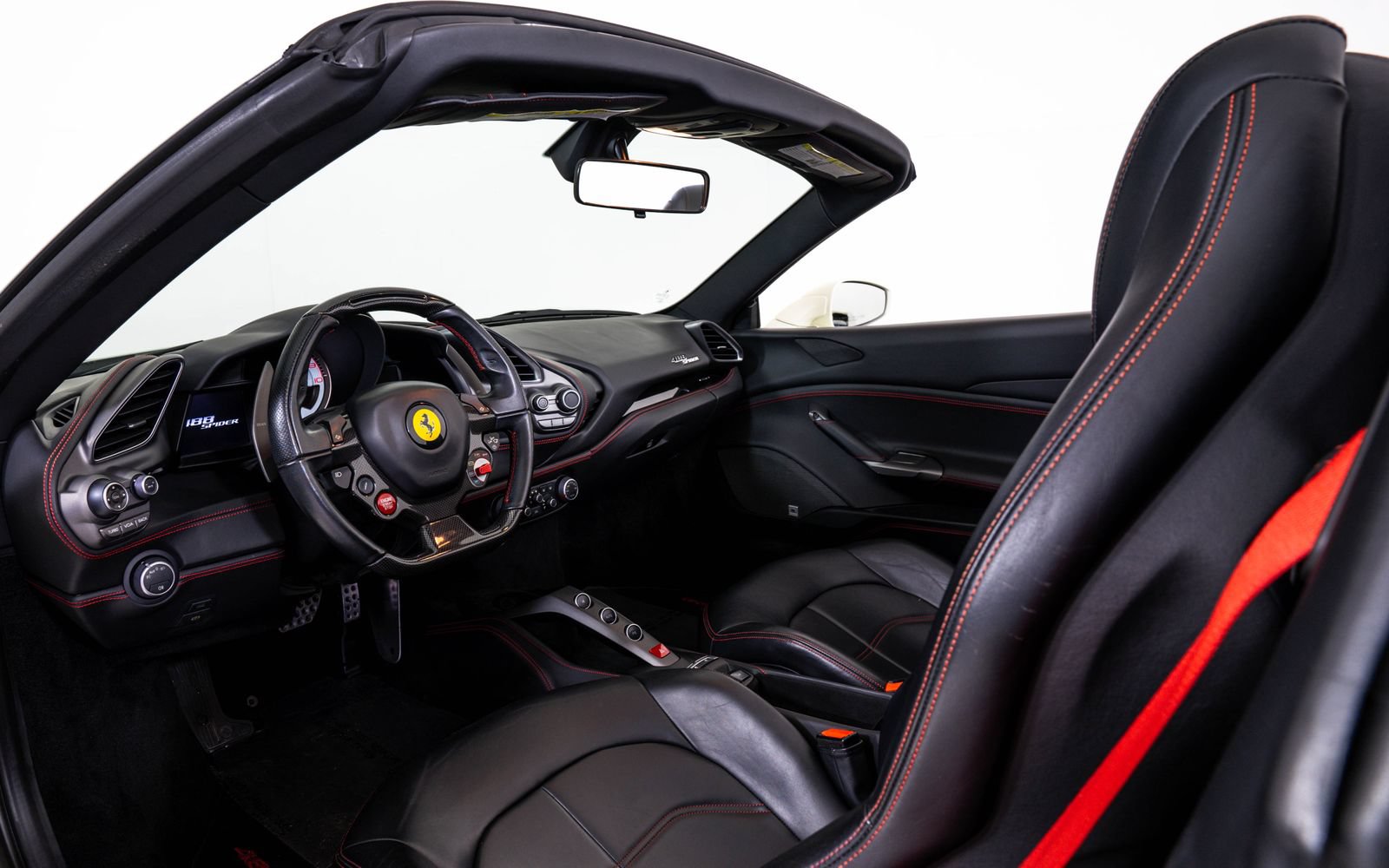 Used 2017 Ferrari 488 Spider RWD image 20