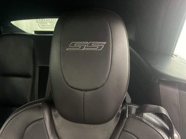 Used 2011 Chevrolet Camaro SS w/ RS Package image 17