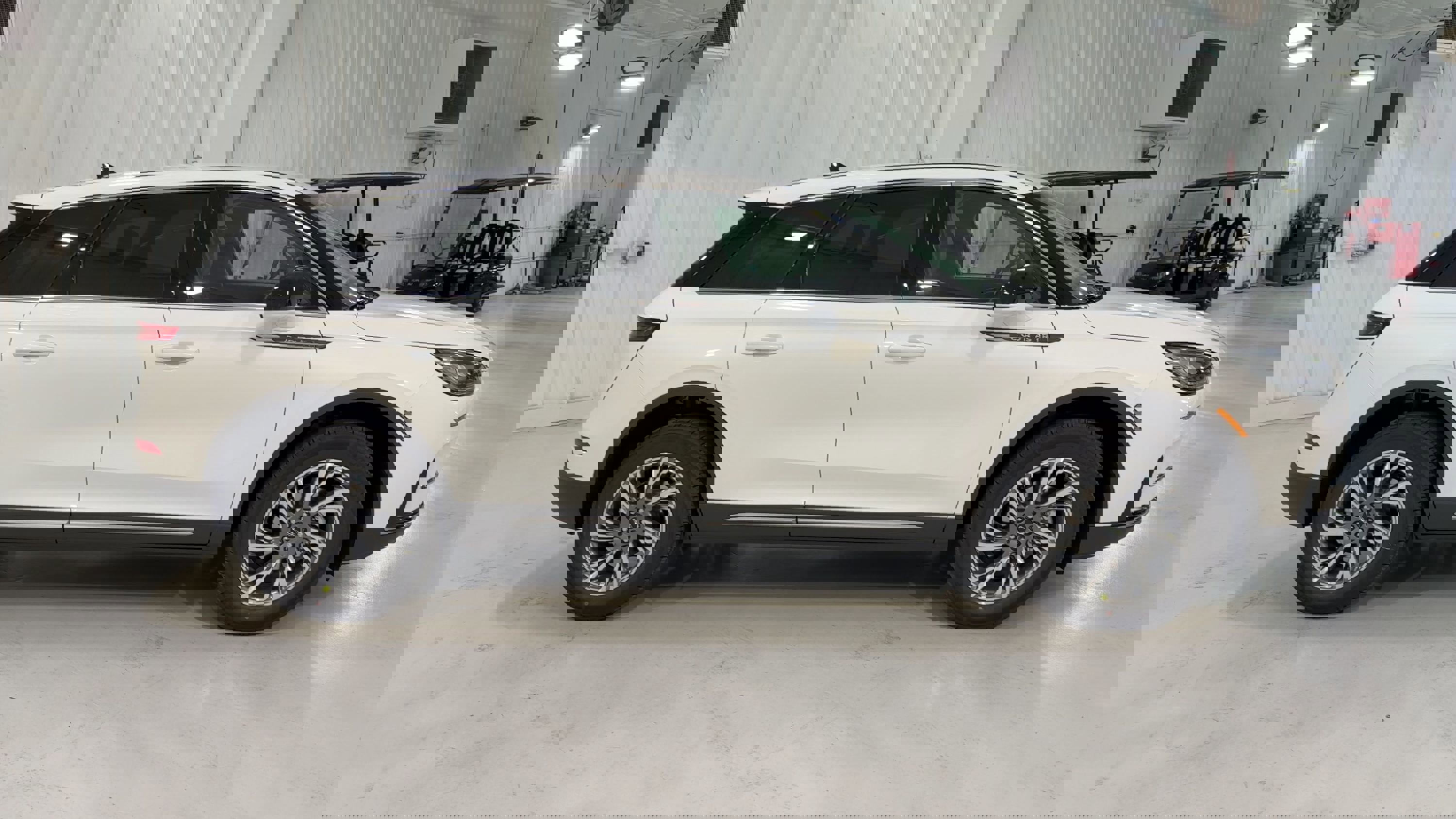 New 2026 Lincoln Corsair Premiere image 2