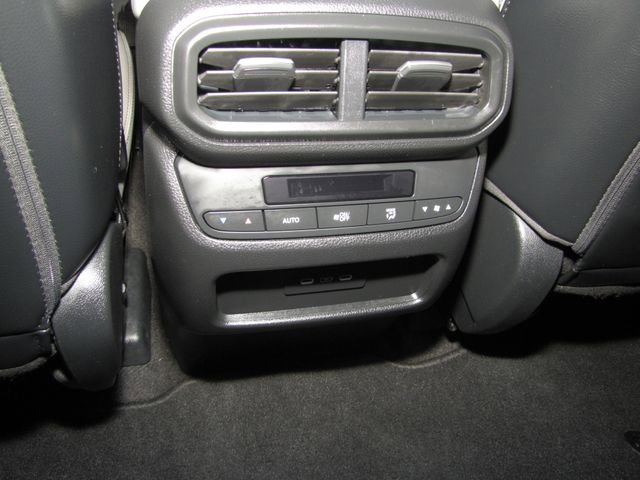 Certified 2024 Honda Pilot Touring image 16