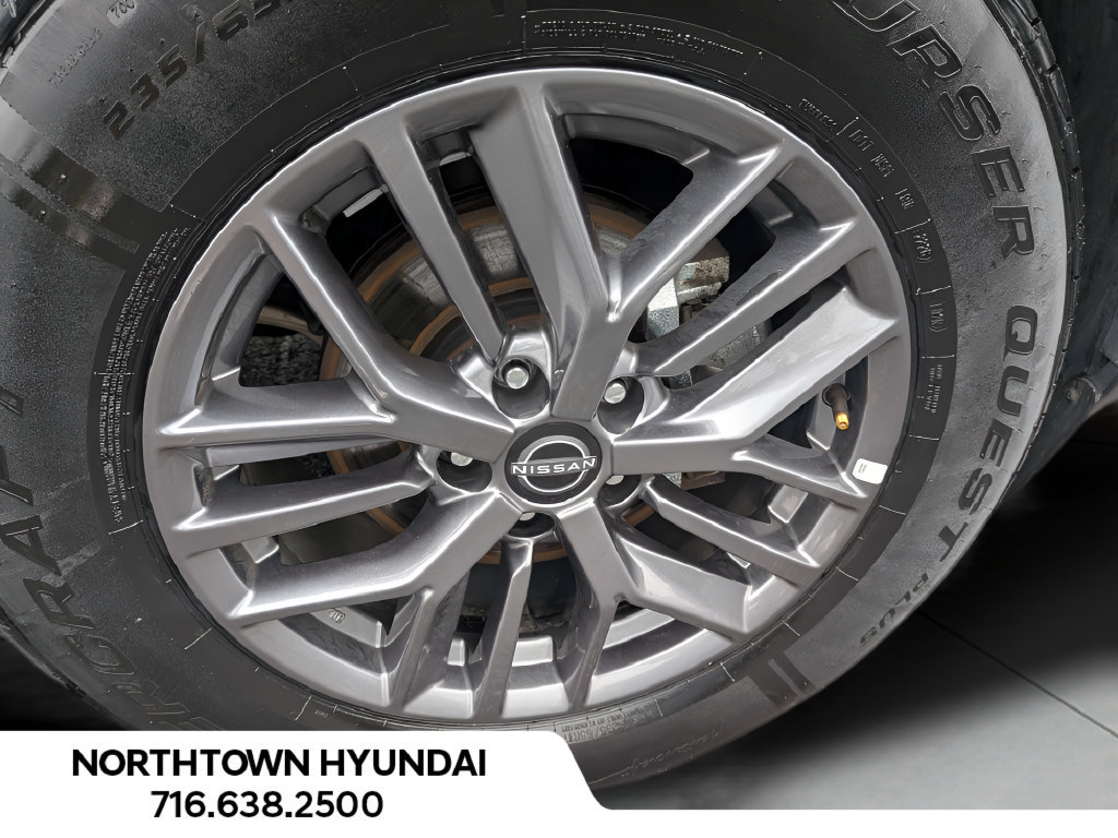 Used 2026 Nissan Rogue SV AWD/4WD image 43