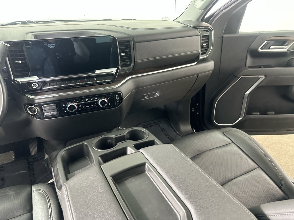 Used 2025 GMC Sierra 1500 SLT AWD/4WD image 21