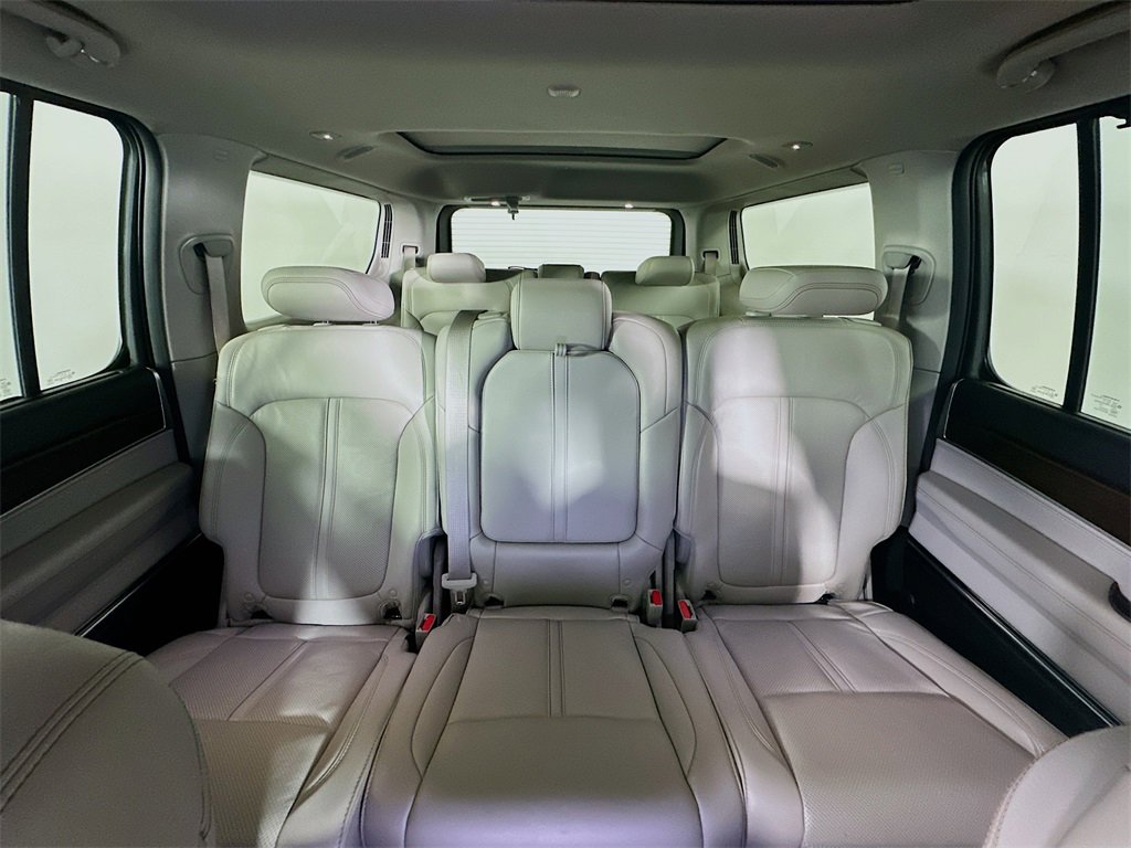 Used 2022 Jeep Grand Wagoneer Series I w/ Flexible Seating Group image 13