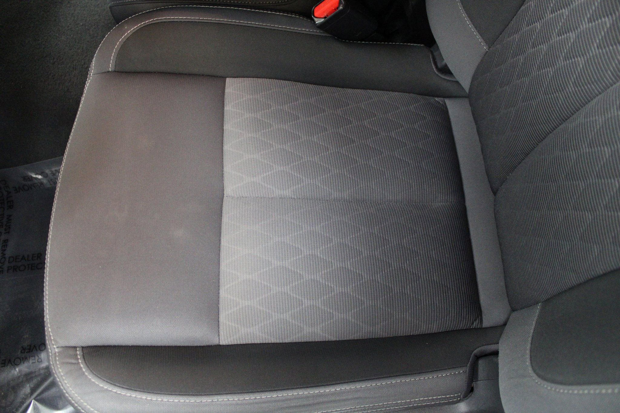 Used 2022 Nissan Titan SV image 15