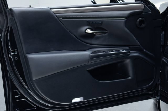 Used 2021 Lexus ES 350 F Sport w/ Accessory Package FWD image 11