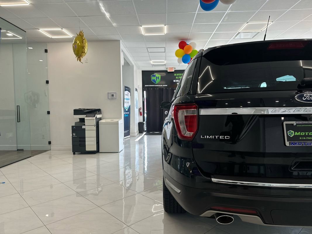 Used 2019 Ford Explorer Limited w/ Class III Trailer Tow Package AWD/4WD image 13