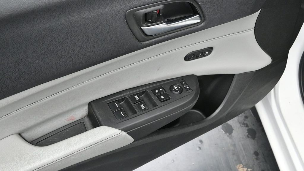 Used 2020 Acura ILX FWD image 14