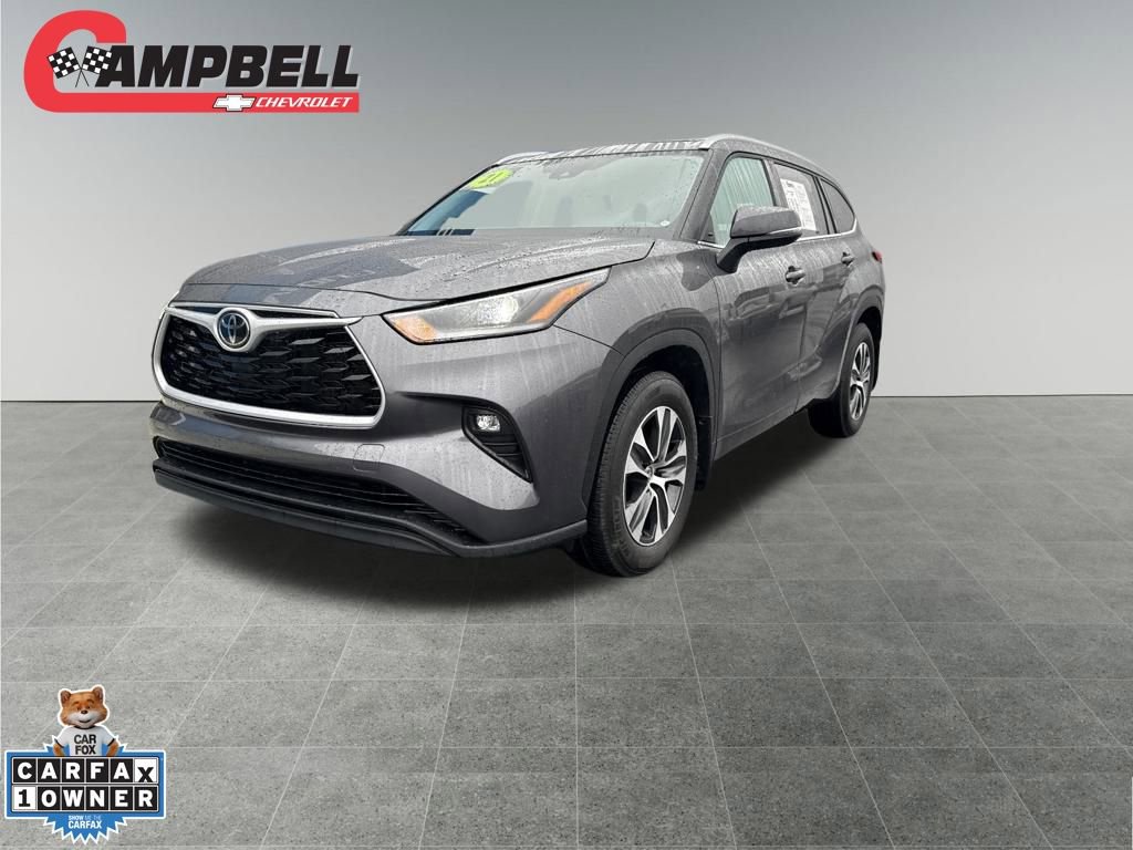 Used 2021 Toyota Highlander XLE