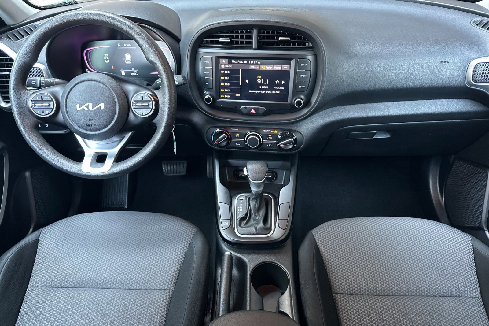 Used 2023 Kia Soul LX w/ Option Group 015 image 13