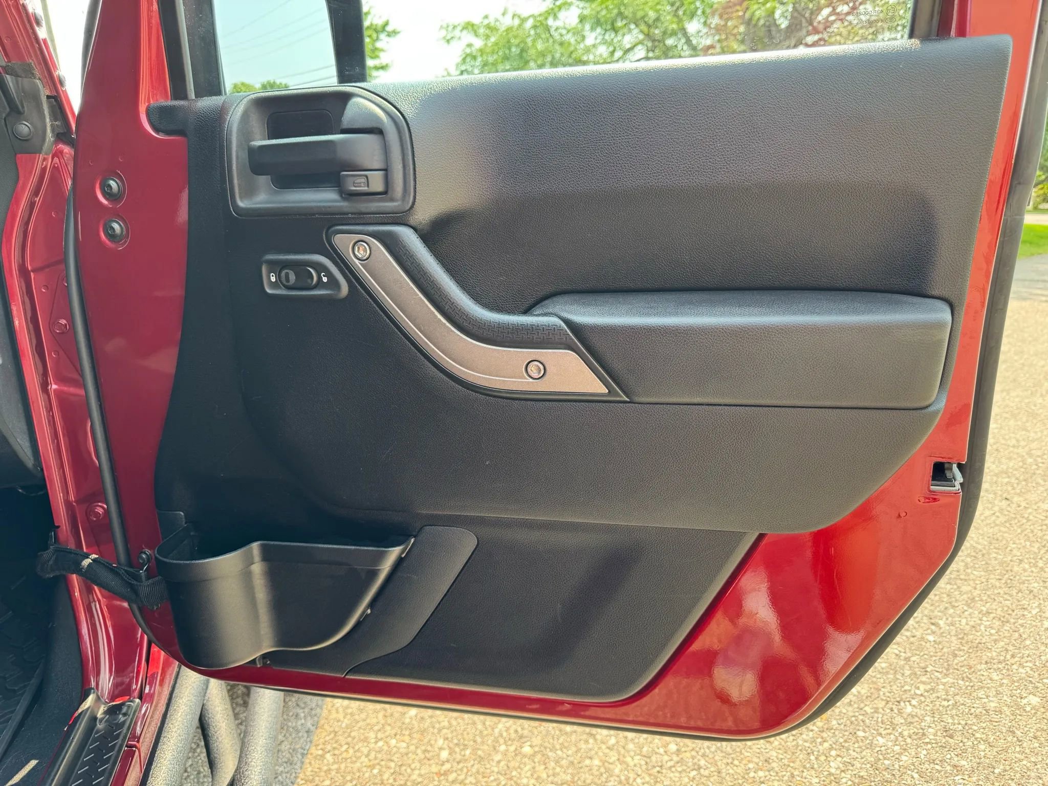 Used 2012 Jeep Wrangler Sport image 25