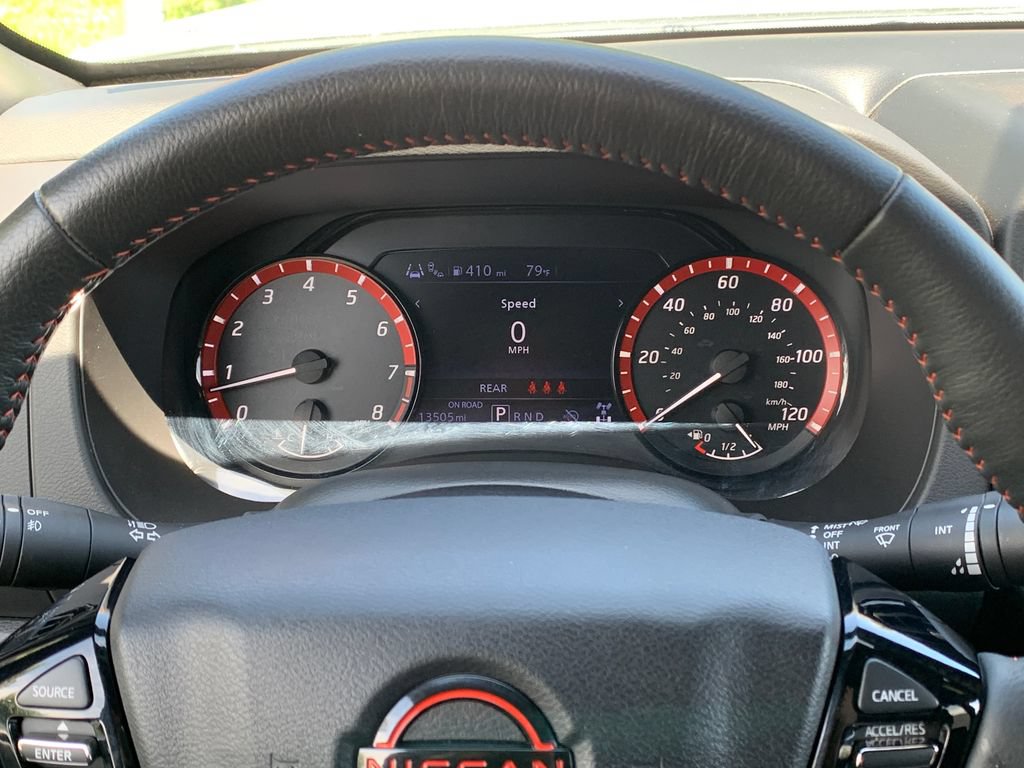 Used 2026 Nissan Frontier PRO-4X AWD/4WD image 9