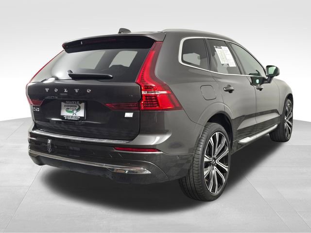 Used 2023 Volvo XC60 T8 Ultimate w/ Climate Package image 7