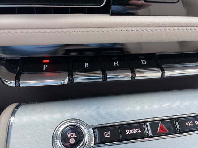 Used 2023 Lincoln Aviator 2WD image 20