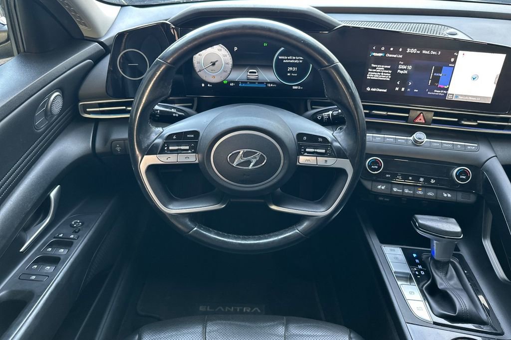 Used 2023 Hyundai Elantra Limited image 14
