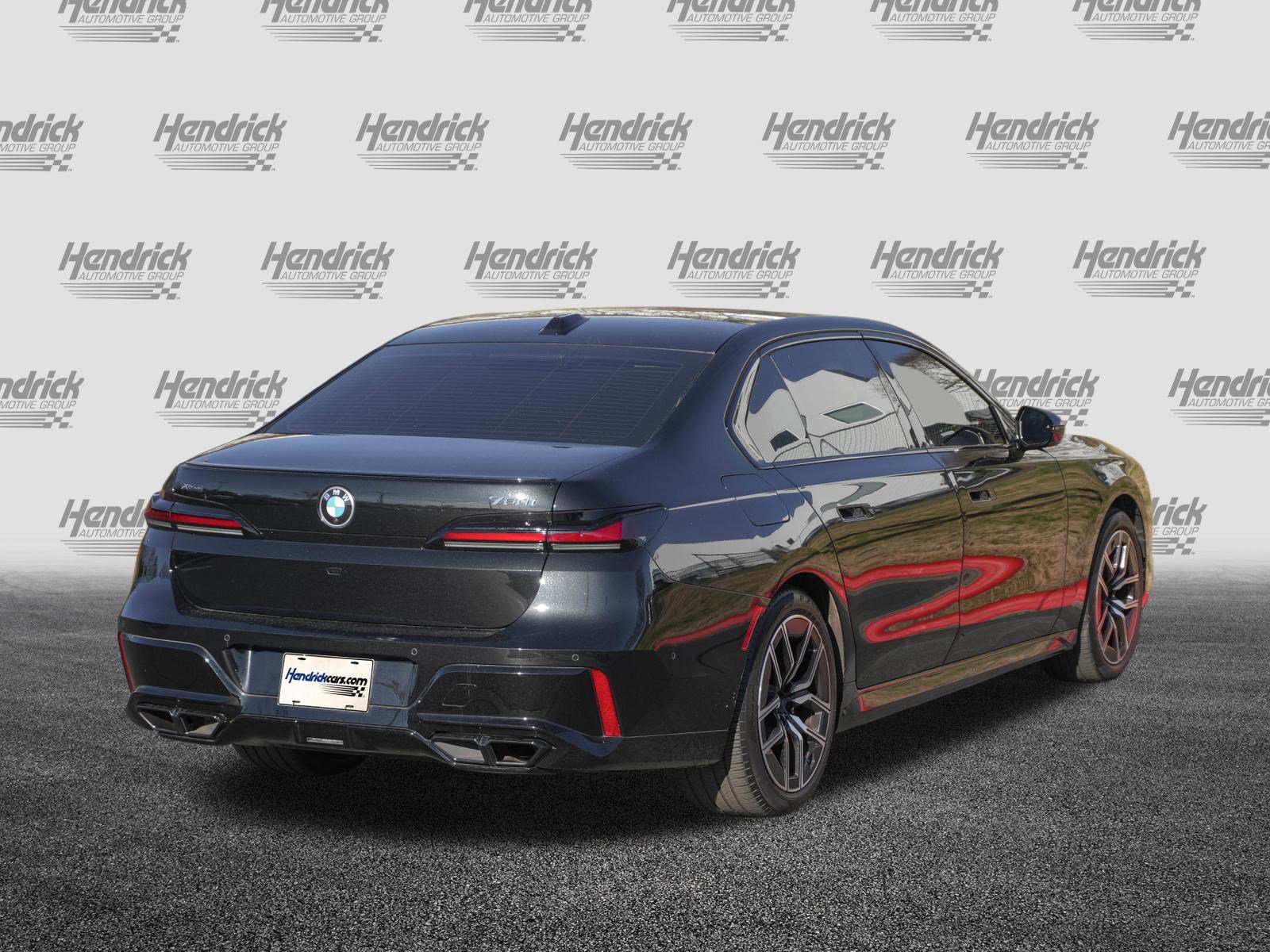 Certified 2023 BMW 760i xDrive w/ Executive Package image 9