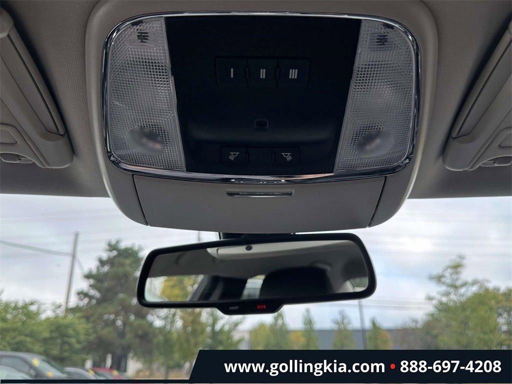 Used 2021 Chrysler 300 Touring L image 28