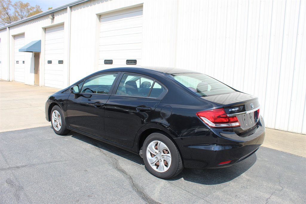 Used 2013 Honda Civic LX image 4