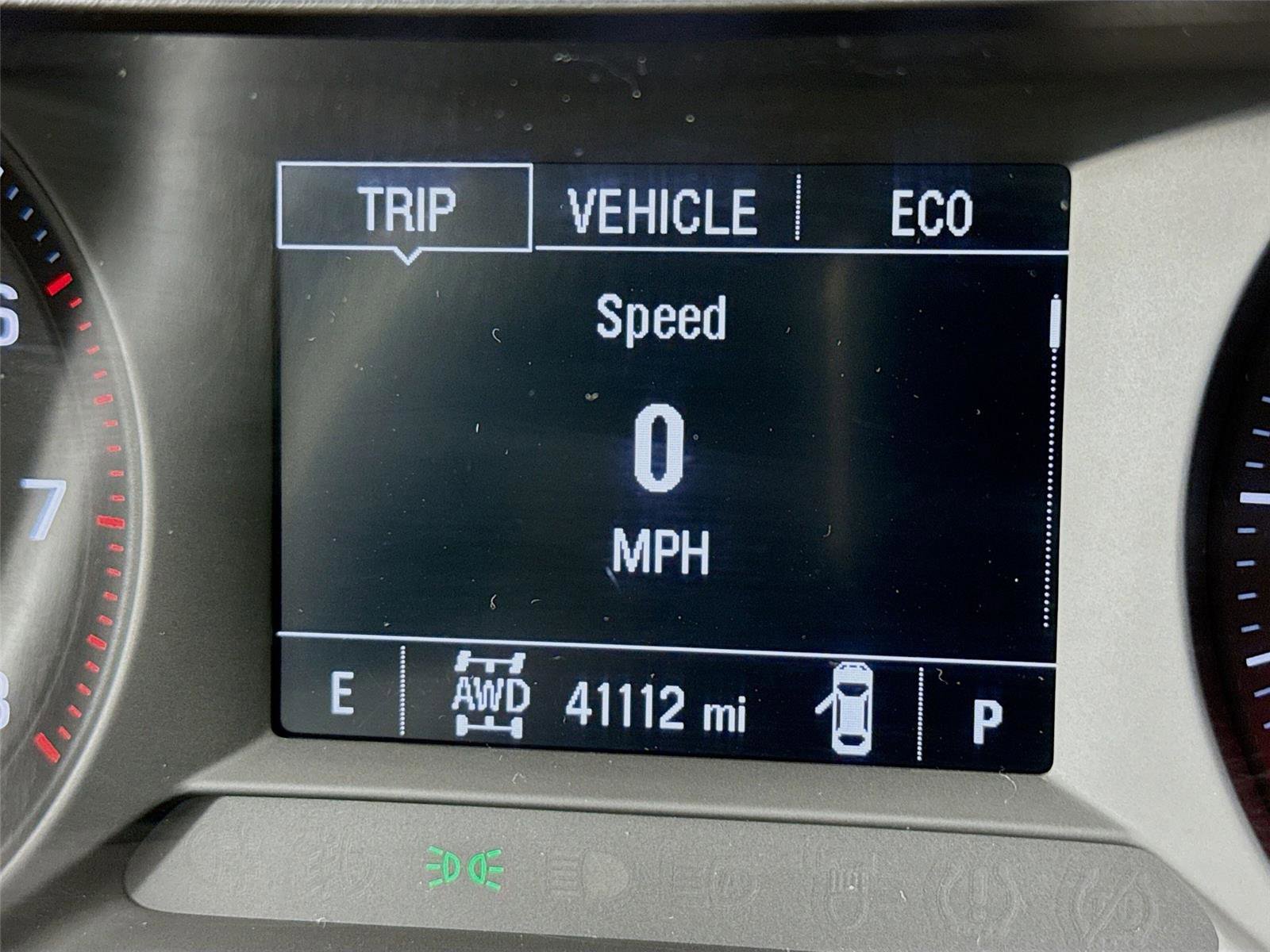 Used 2023 Chevrolet TrailBlazer LT w/ Convenience Package image 2