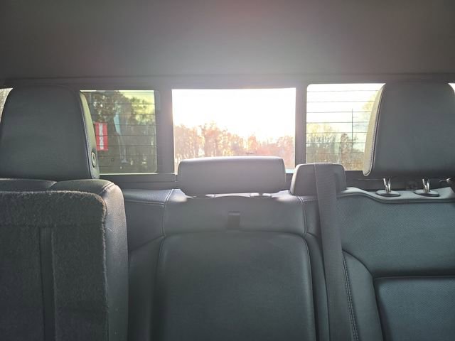 Used 2022 GMC Sierra 1500 SLT w/ SLT Convenience Package image 34