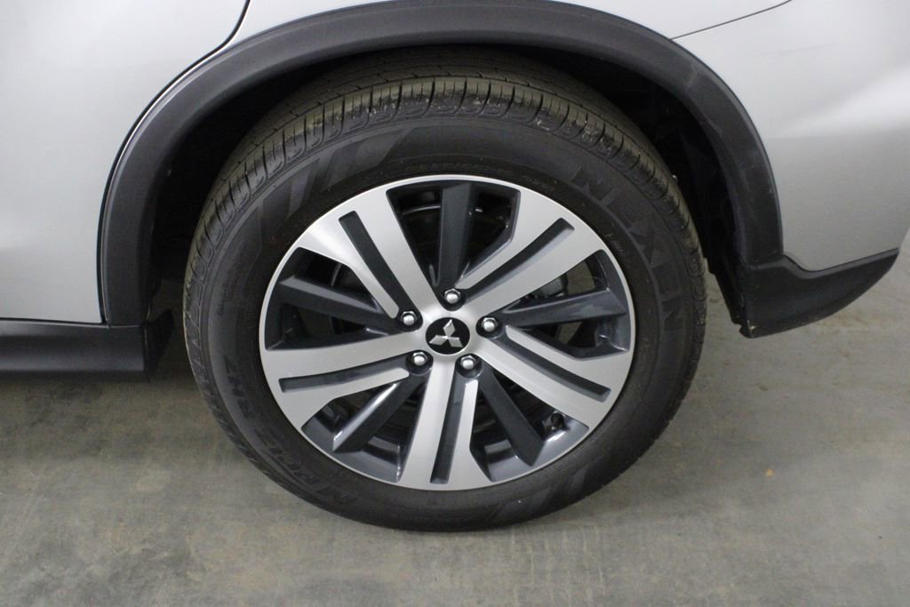 Used 2025 Mitsubishi Outlander Sport ES image 37