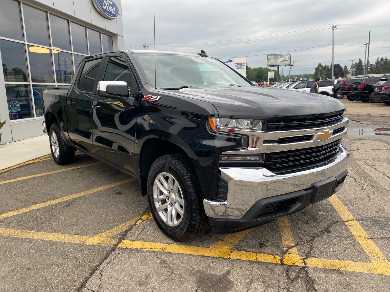Used 2020 Chevrolet Silverado 1500 LT w/ All-Star Edition AWD/4WD image 8