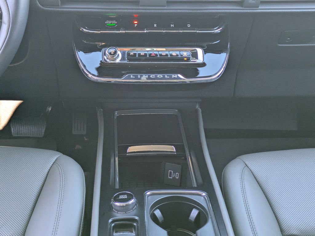 New 2025 Lincoln Corsair Grand Touring w/ Equipment Group 301A AWD/4WD image 20