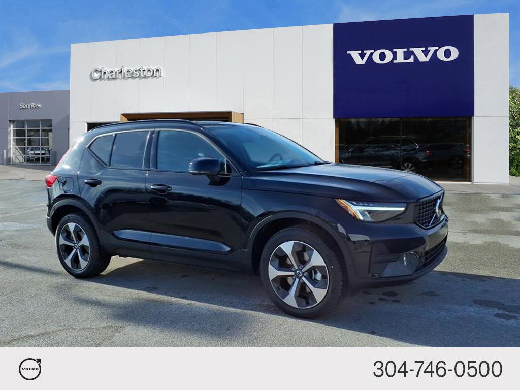 Certified 2026 Volvo XC40 B5 Core w/ Climate Package