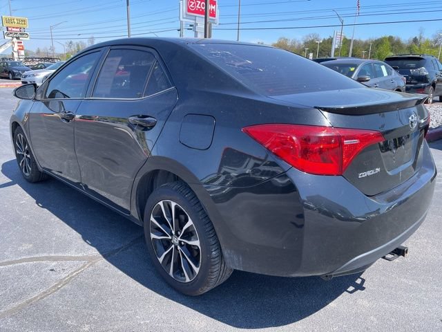 Used 2017 Toyota Corolla SE w/ Carpet Mat Package (TMS) FWD image 6